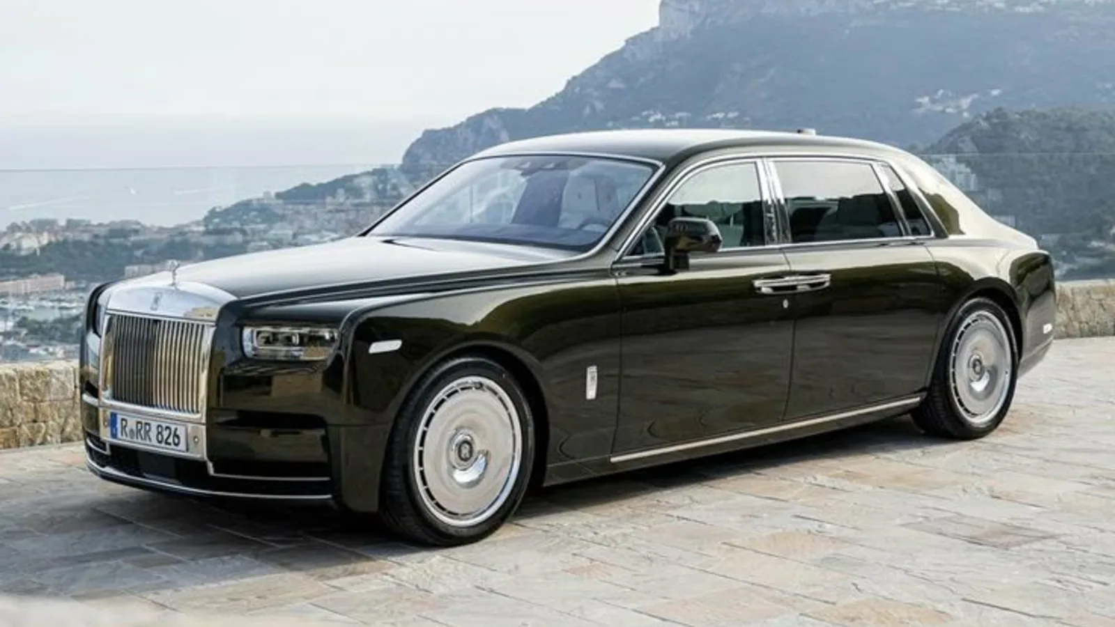 Rolls-Royce Spectre at Dubai Motor Show 2024
