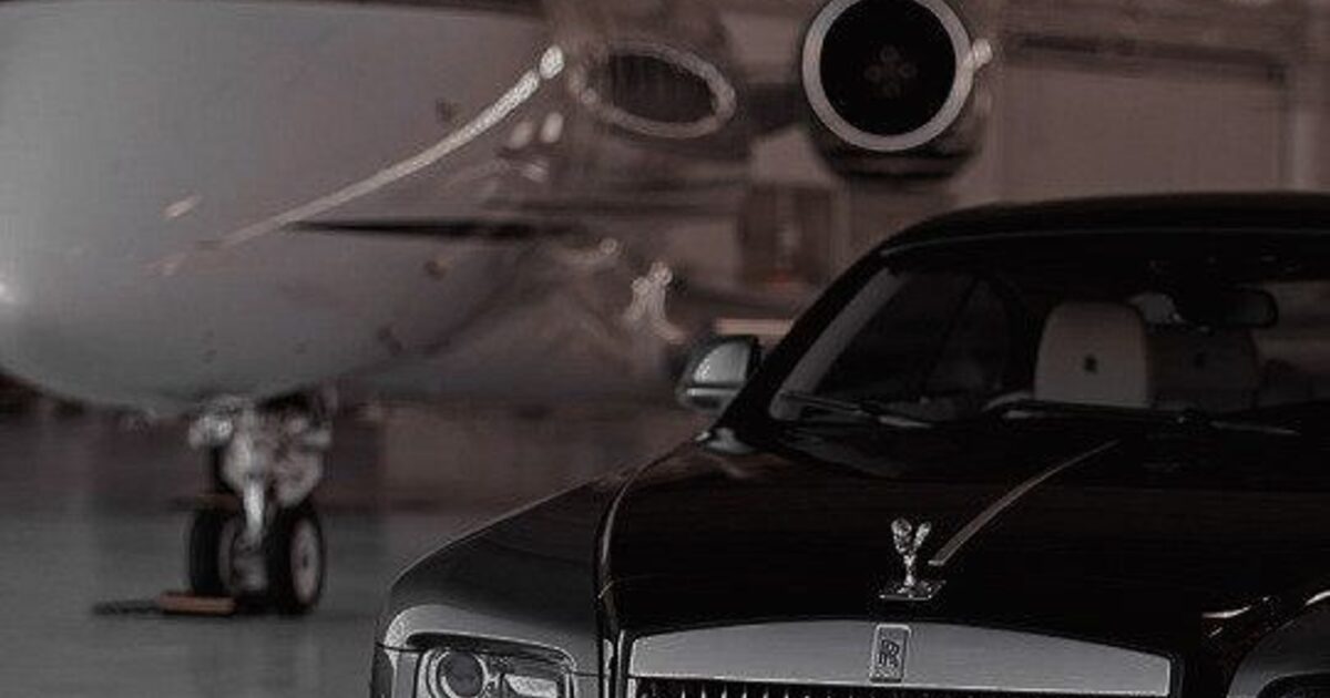 Rolls-Royce Luxury Shopping Guide: Best Dubai Malls