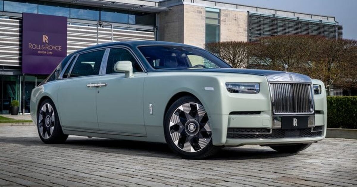 Is Rolls-Royce More Comfortable Than Mercedes-Maybach? A Dubai Comparison